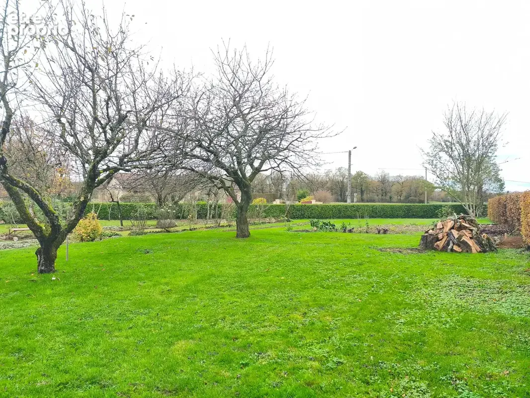 Terrain 850 m² à vendre à Attignat (01340) - photo 2