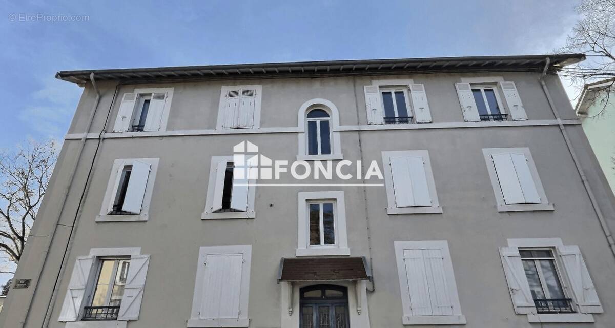 Appartement à GRIGNY