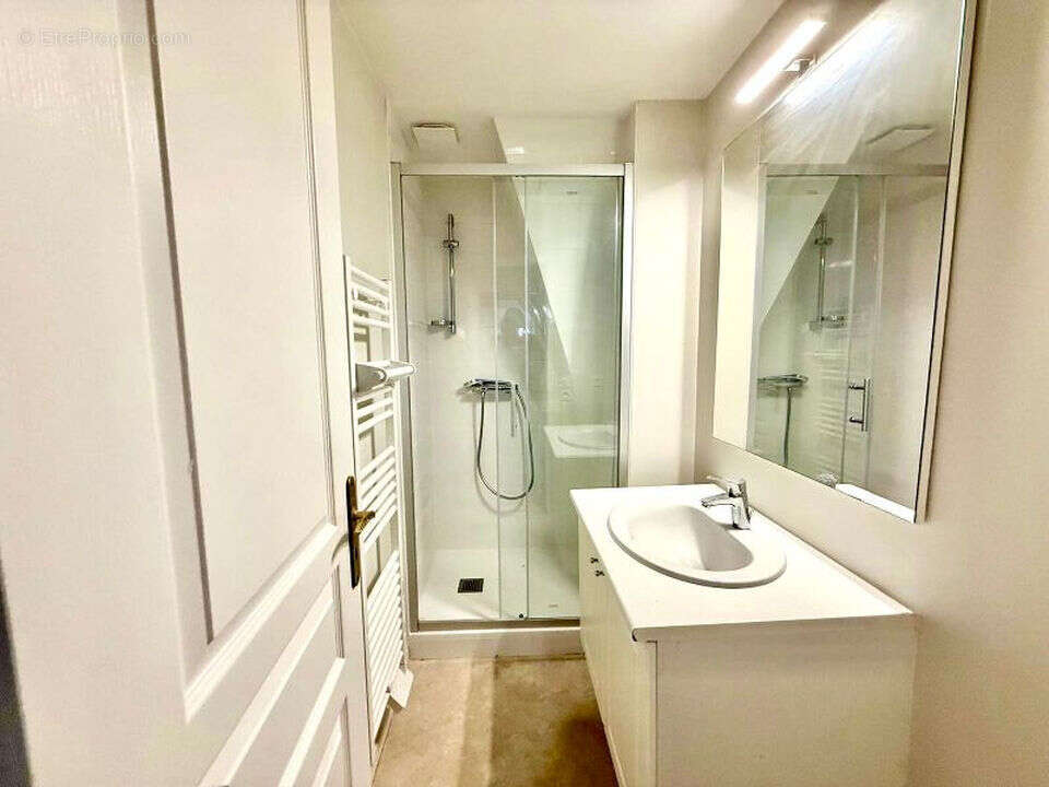 Appartement à TROUVILLE-SUR-MER