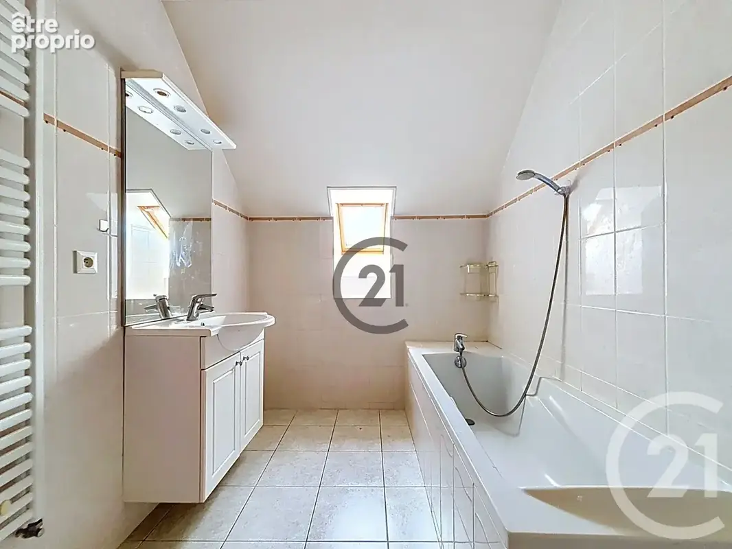 Maison 6 pièces 183 m² à vendre à Le Meriot (10400) - photo 11