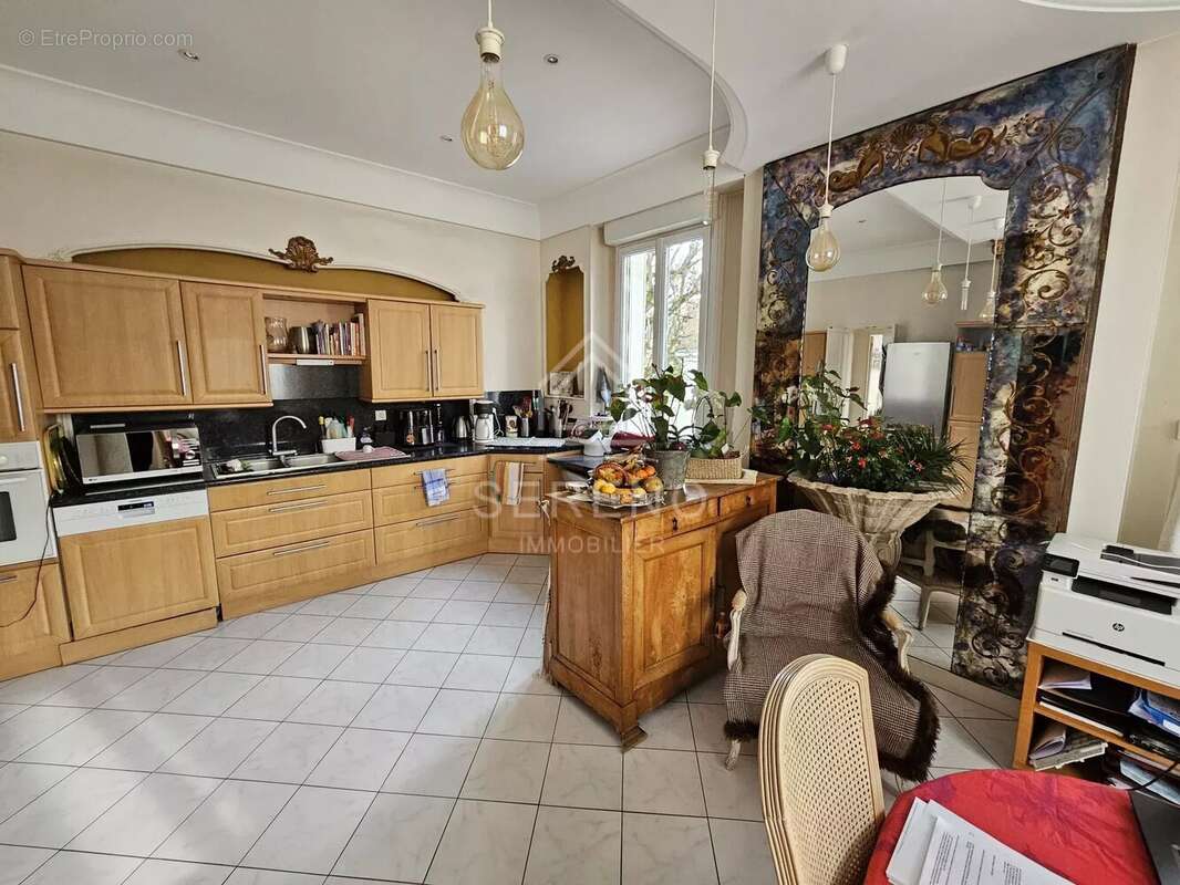 Maison à BRY-SUR-MARNE