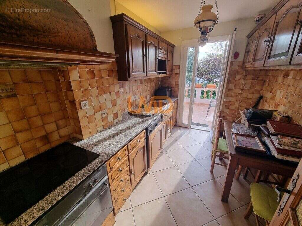 Puget-sur-Argens Maison individuelle T4 100 m² Garage/Cave/Jardi - photo 5