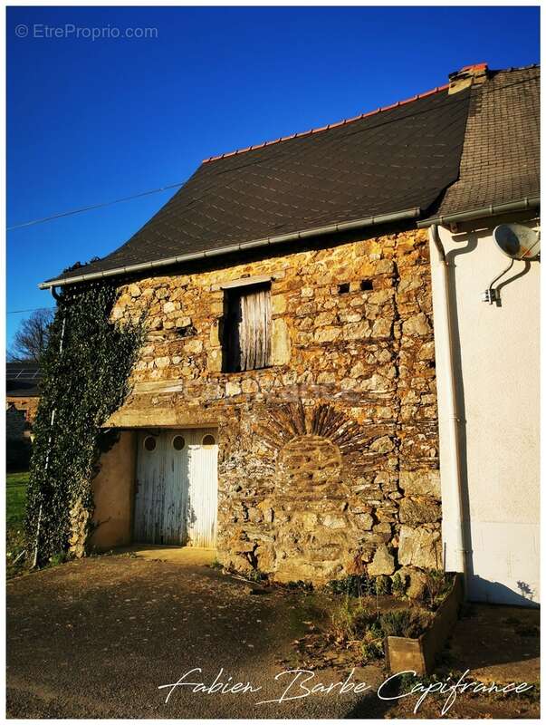 À vendre – Charmante longère en pierre avec dépendance à MERNEL (proche Guer & Brocéliande) - photo 15