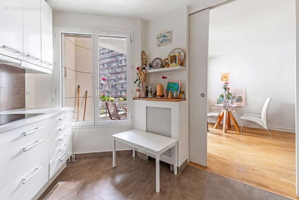 Appartement à LEVALLOIS-PERRET