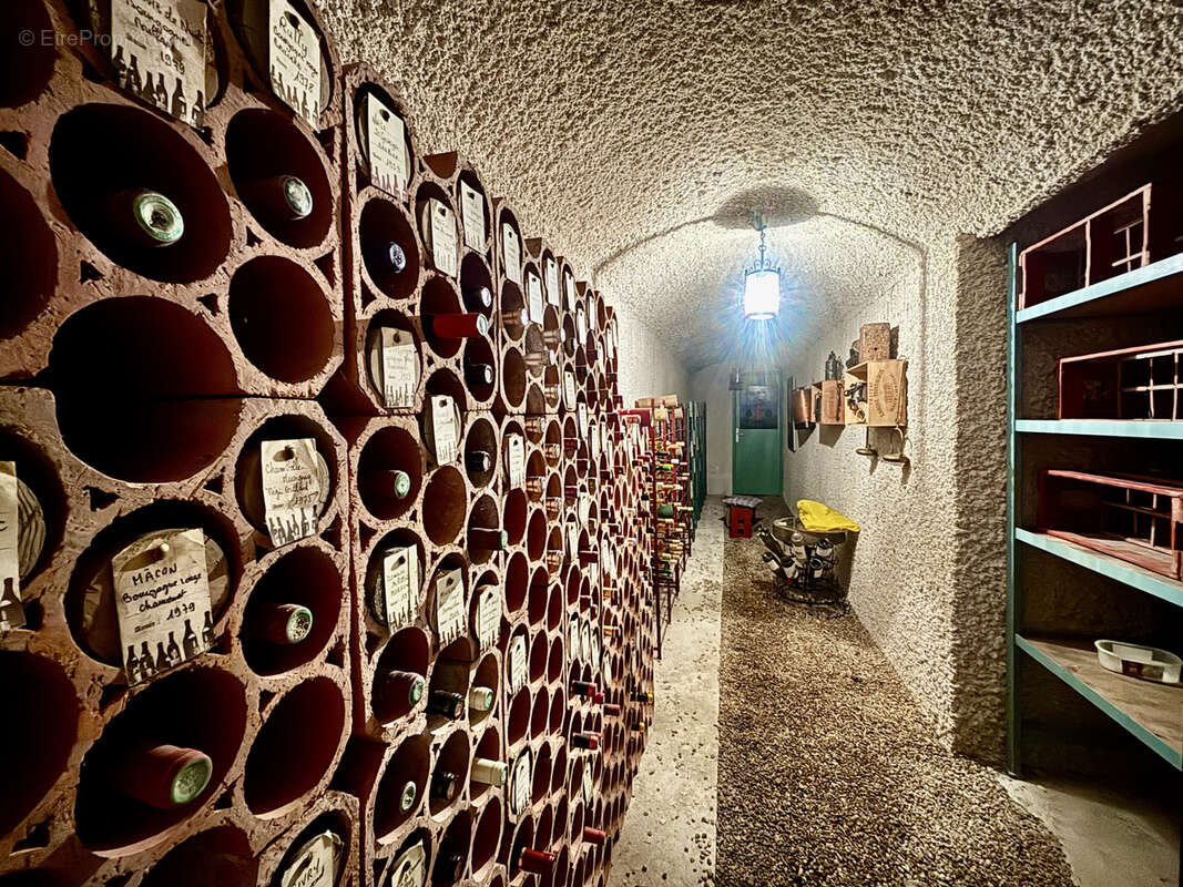 Maison à PARAY-LE-MONIAL