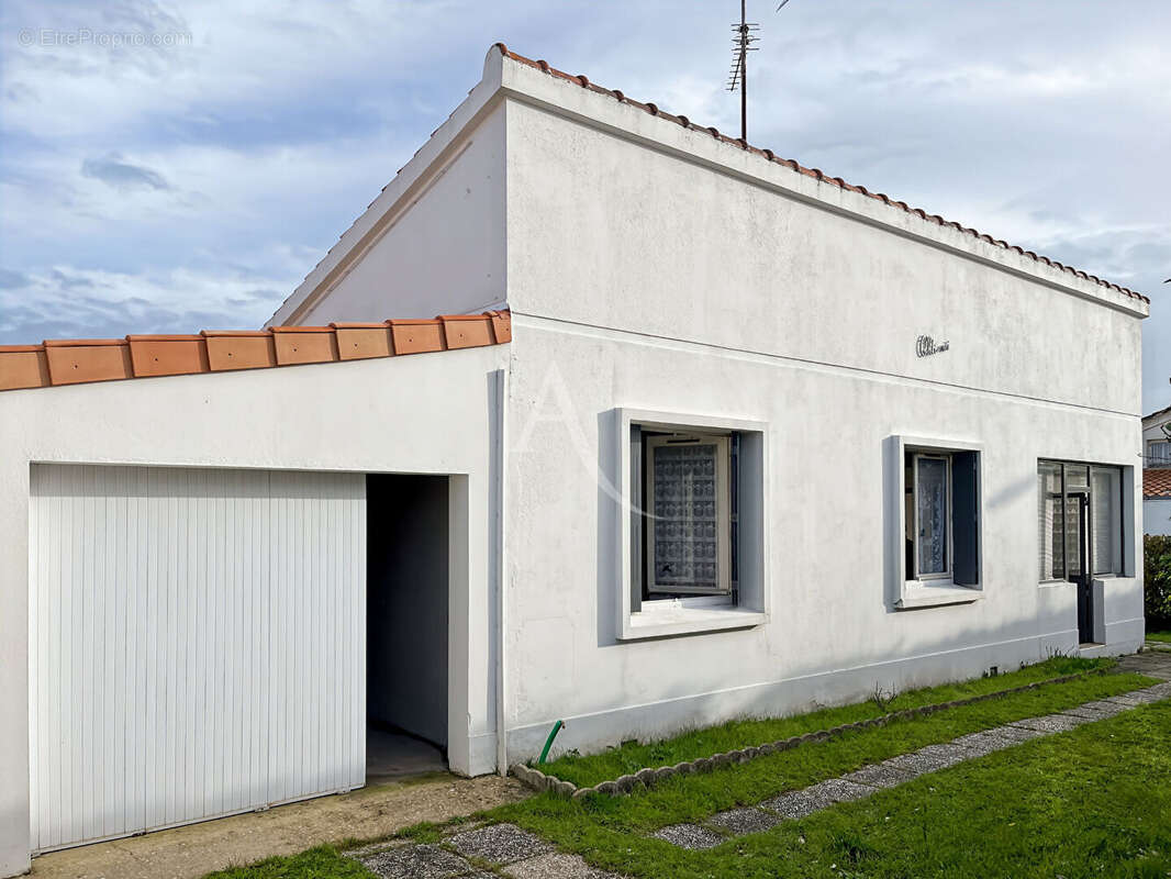 Maison T3 avec garage de 40 m² à seulement 250 mètres du Super U - photo 12