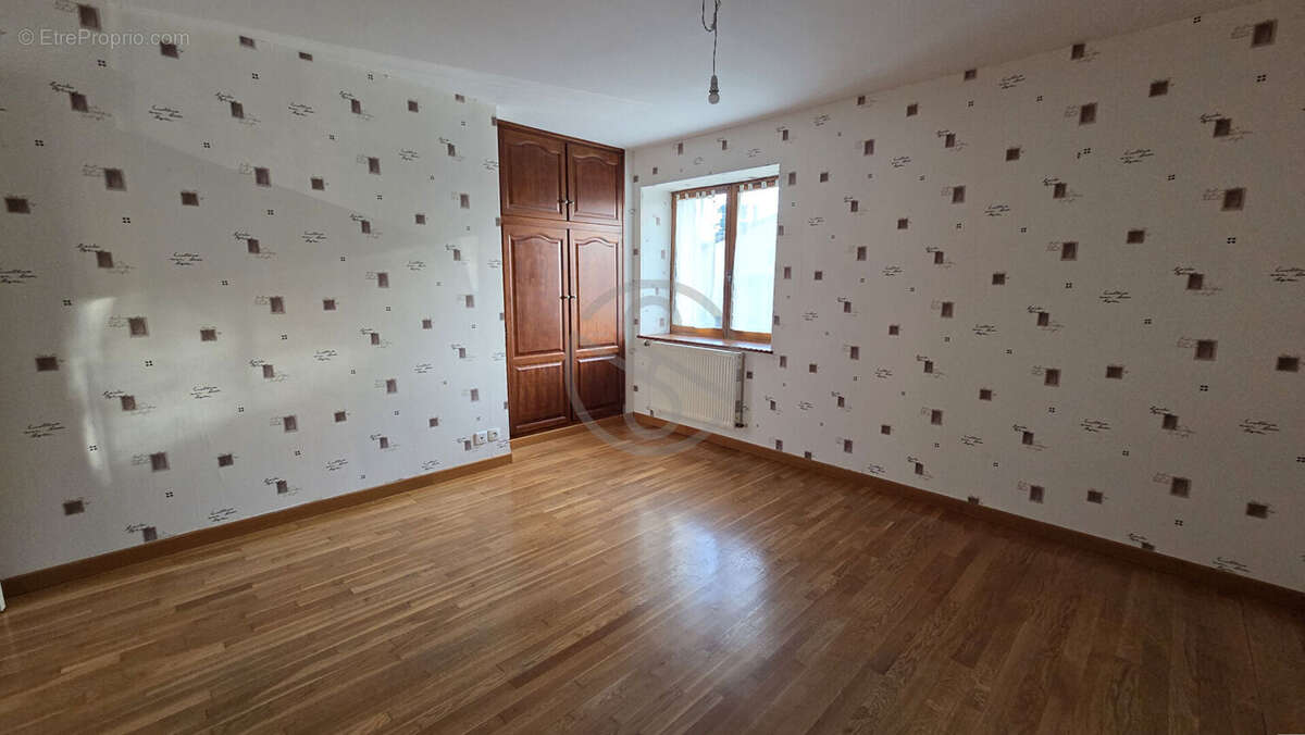 Maison à COLOMBIER-SAUGNIEU