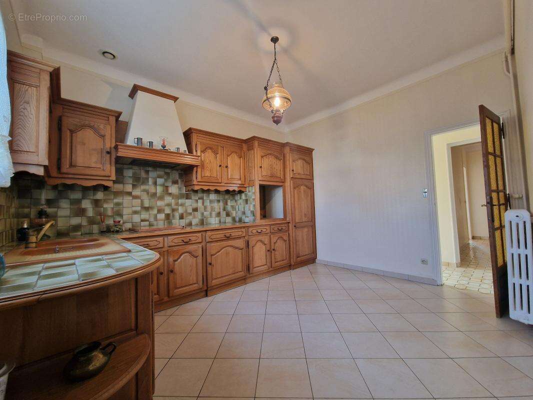 Maison à VAIRES-SUR-MARNE