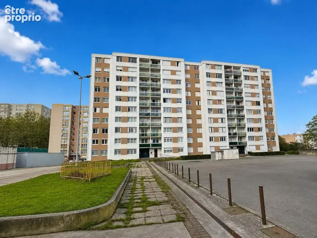 Appartement 3 pièces rénové – 2 chambres – Proche centre-ville - photo 3