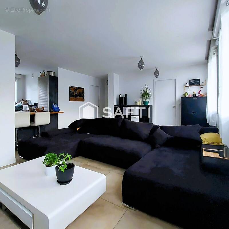 Photo 1 - Appartement à MANTES-LA-VILLE