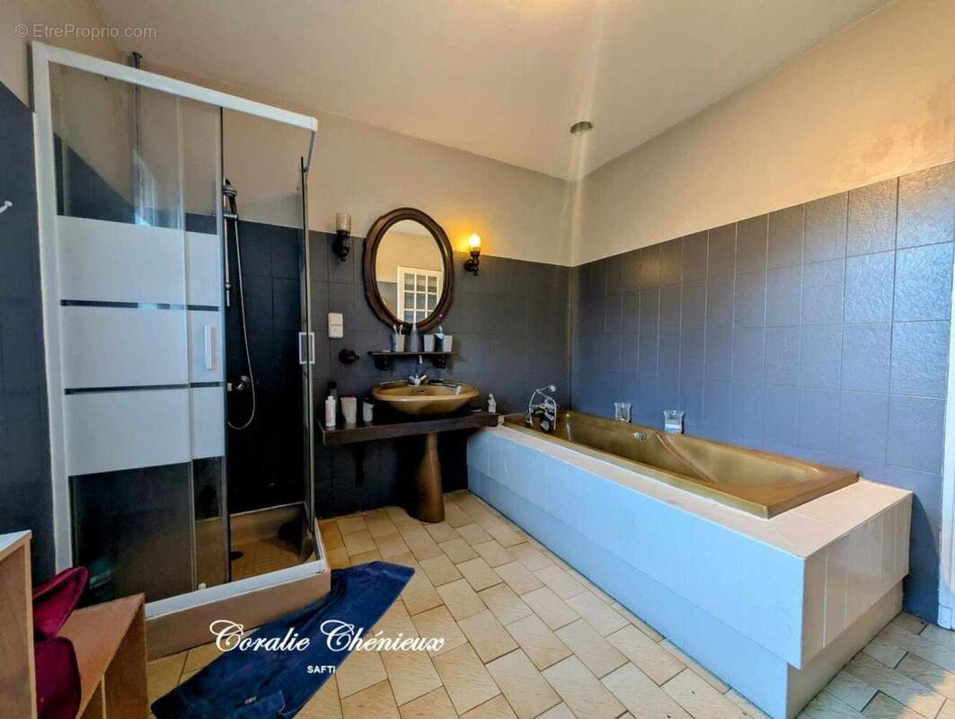 Photo 3 - Maison à BORT-LES-ORGUES