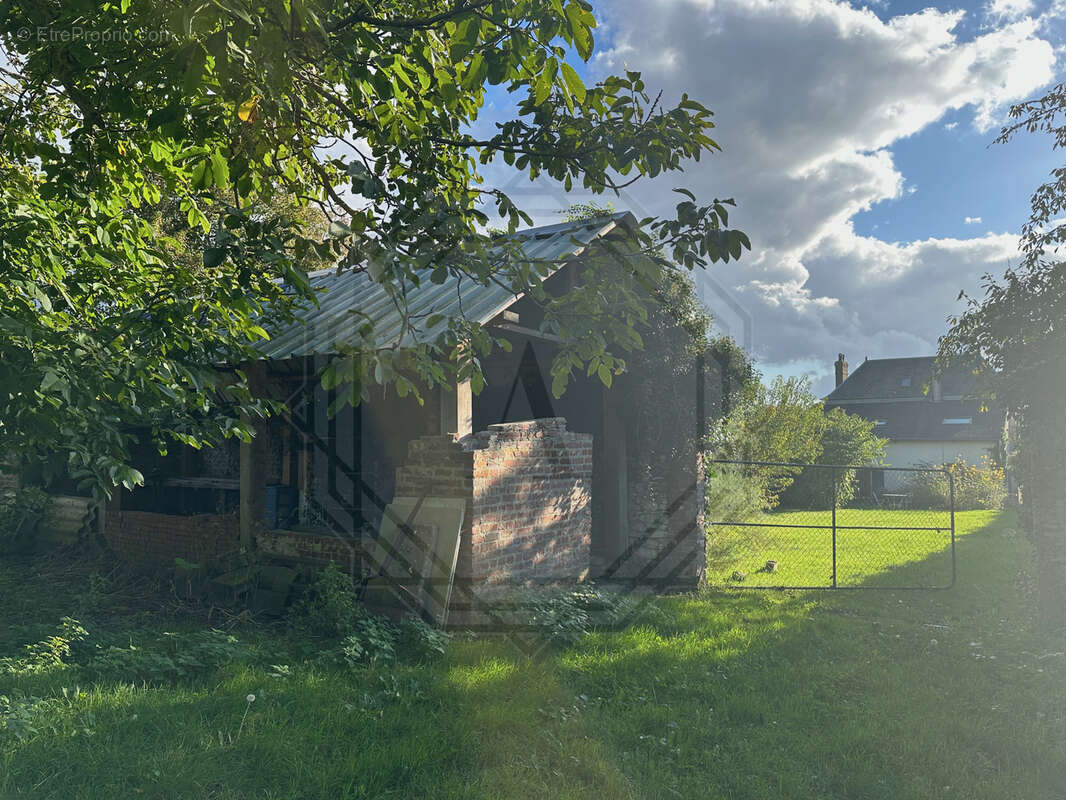 Maison à VILLENEUVE-LES-SABLONS