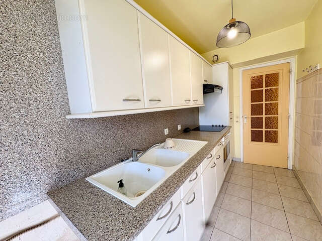 Appartement à MANDELIEU-LA-NAPOULE