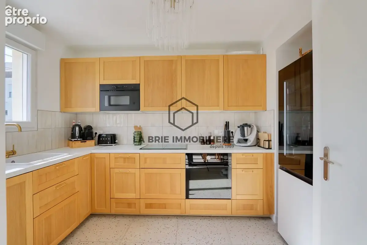 Appartement 4 pièces 77 m² à vendre à Gournay-Sur-Marne (93460) - photo 9
