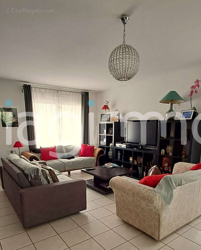 Maison à BEGROLLES-EN-MAUGES