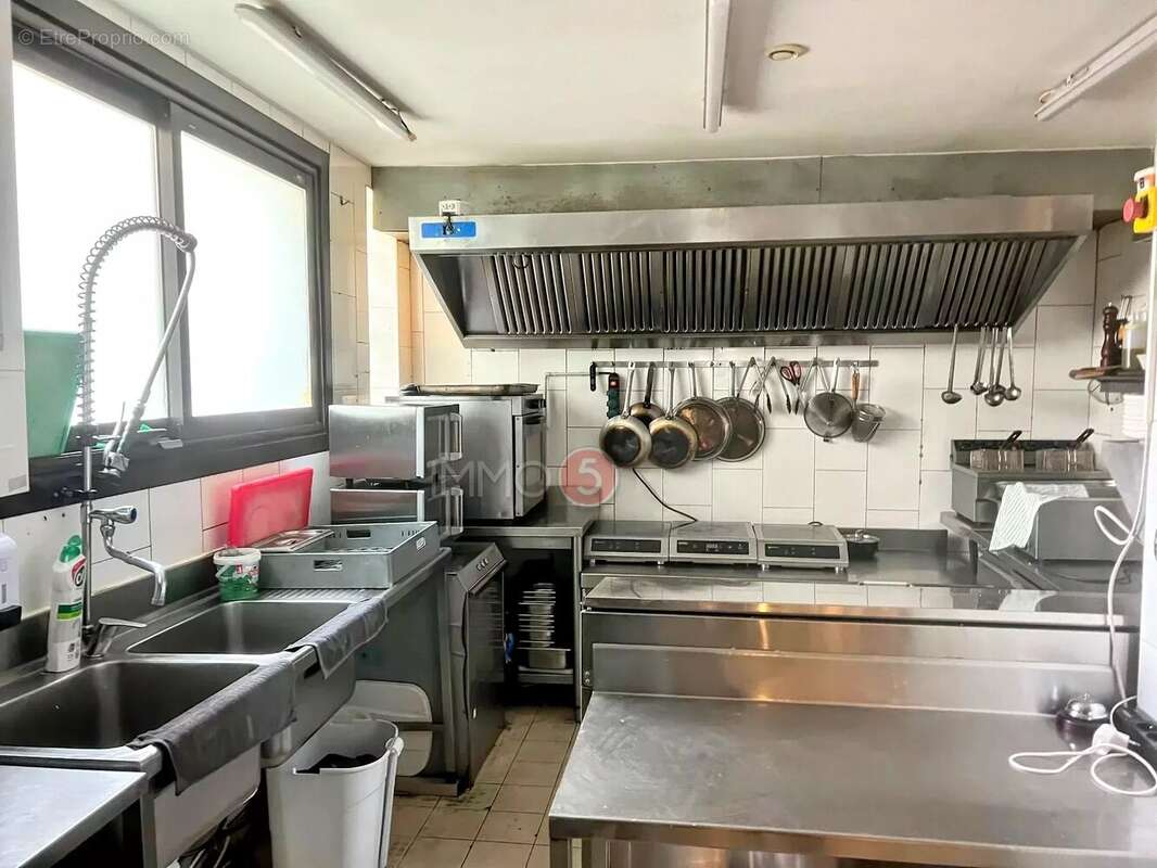 Commerce à LE RAINCY