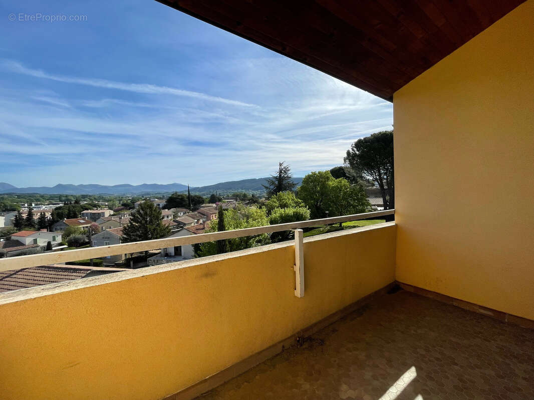 Appartement à VAISON-LA-ROMAINE