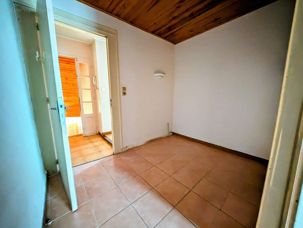 Maison à VILLEVEYRAC