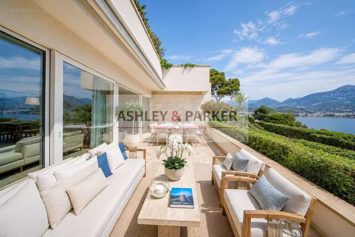 Maison à ROQUEBRUNE-CAP-MARTIN