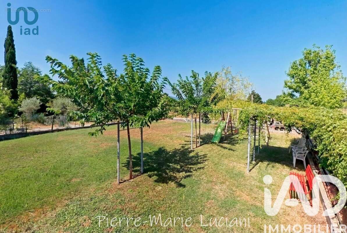 Photo 2 - Maison à CADENET