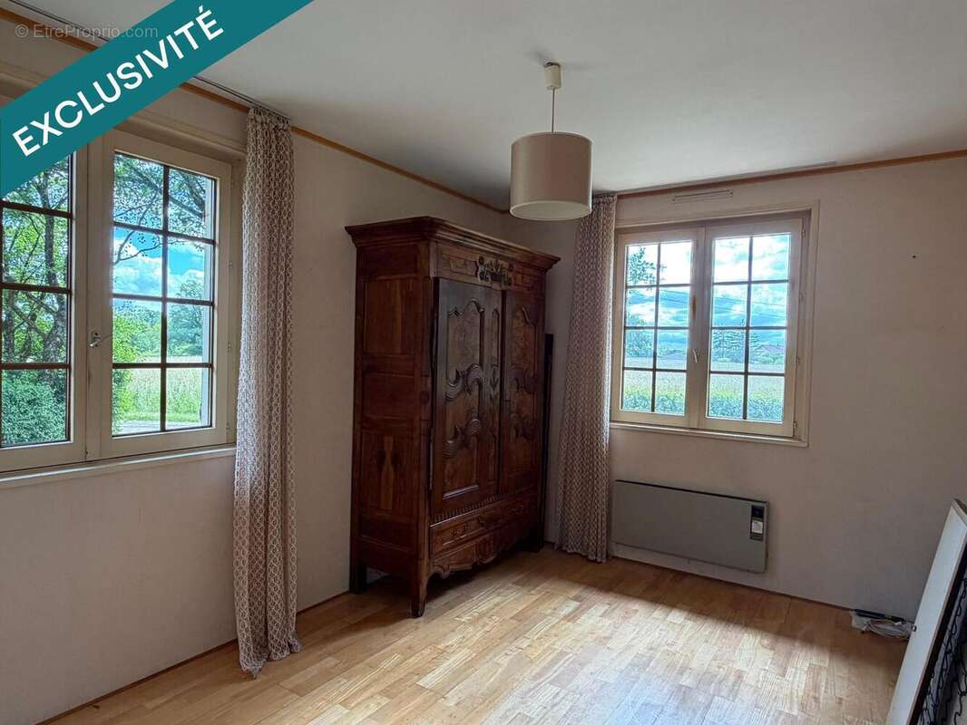 Maison 129 m² à Romenay  - photo 8