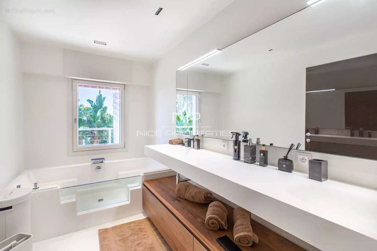 Maison à SAINT-JEAN-CAP-FERRAT