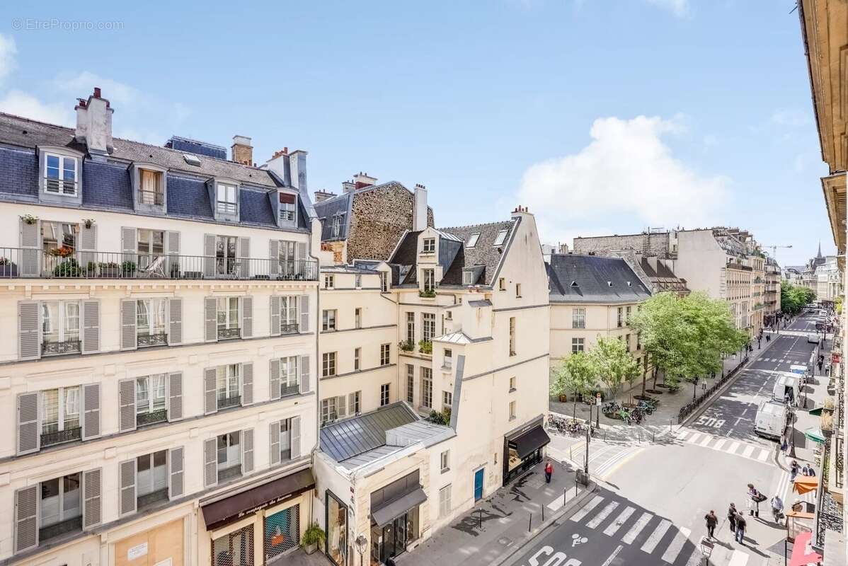 Appartement à PARIS-4E