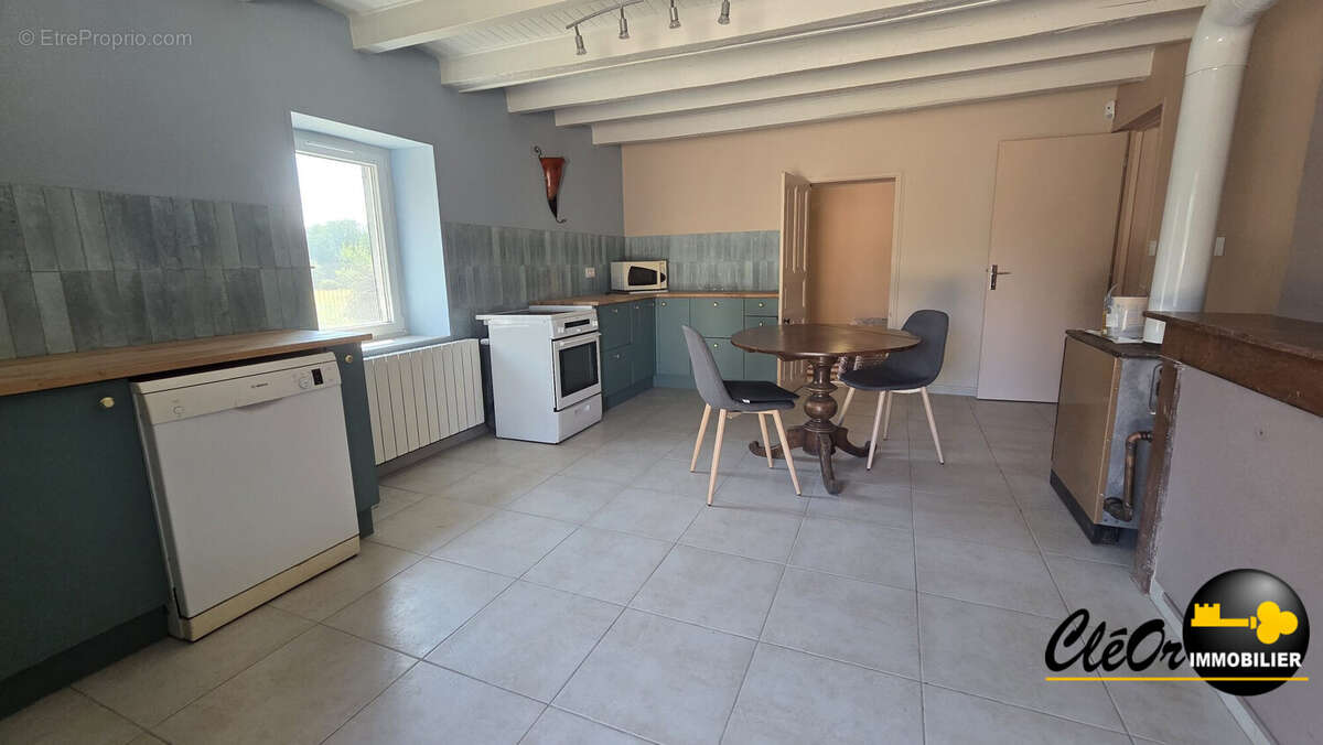 Maison 4 pièces 84 m² à vendre à La Chapelle-Saint-Sauveur (71310) - photo 3