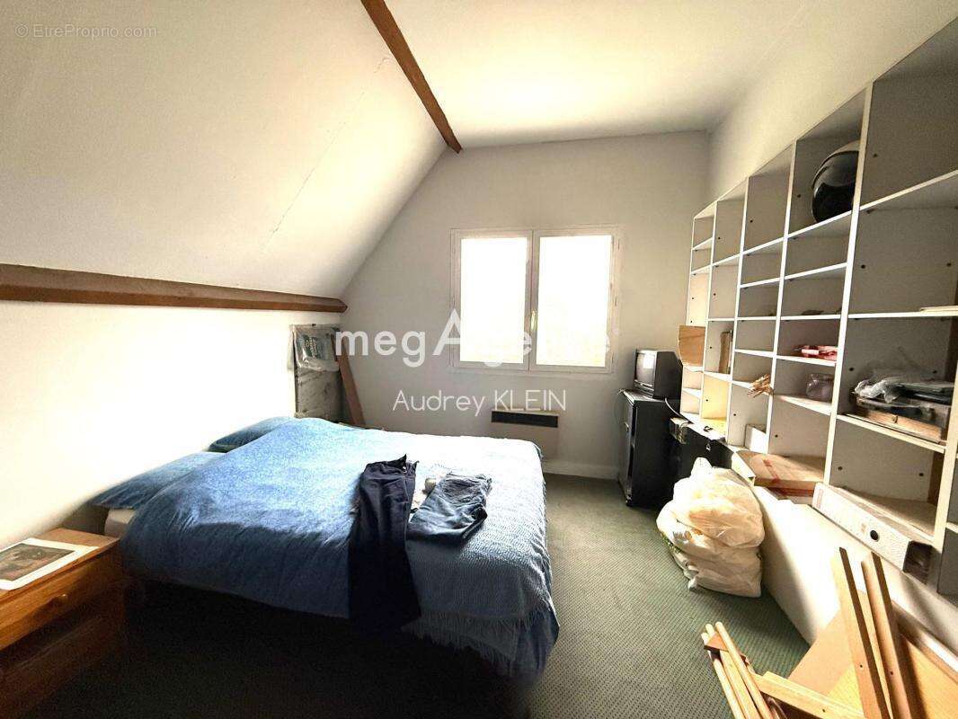 Maison à VILLENEUVE-SUR-YONNE