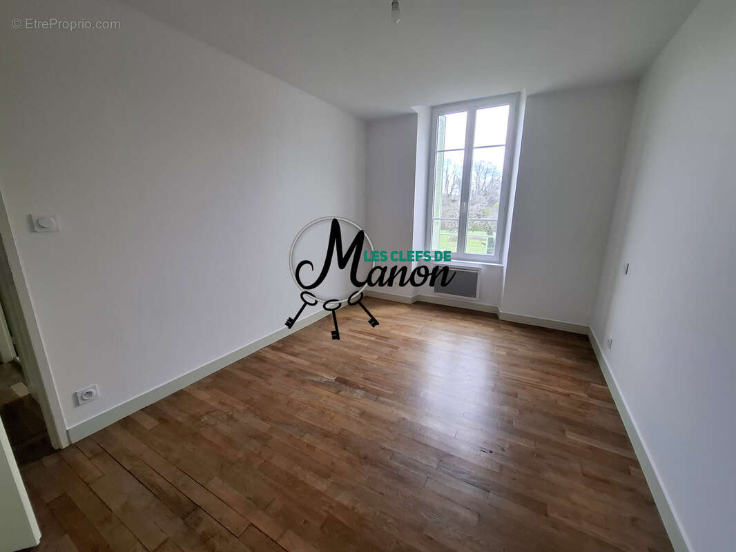 Appartement à SAINT-SULPICE-LAURIERE