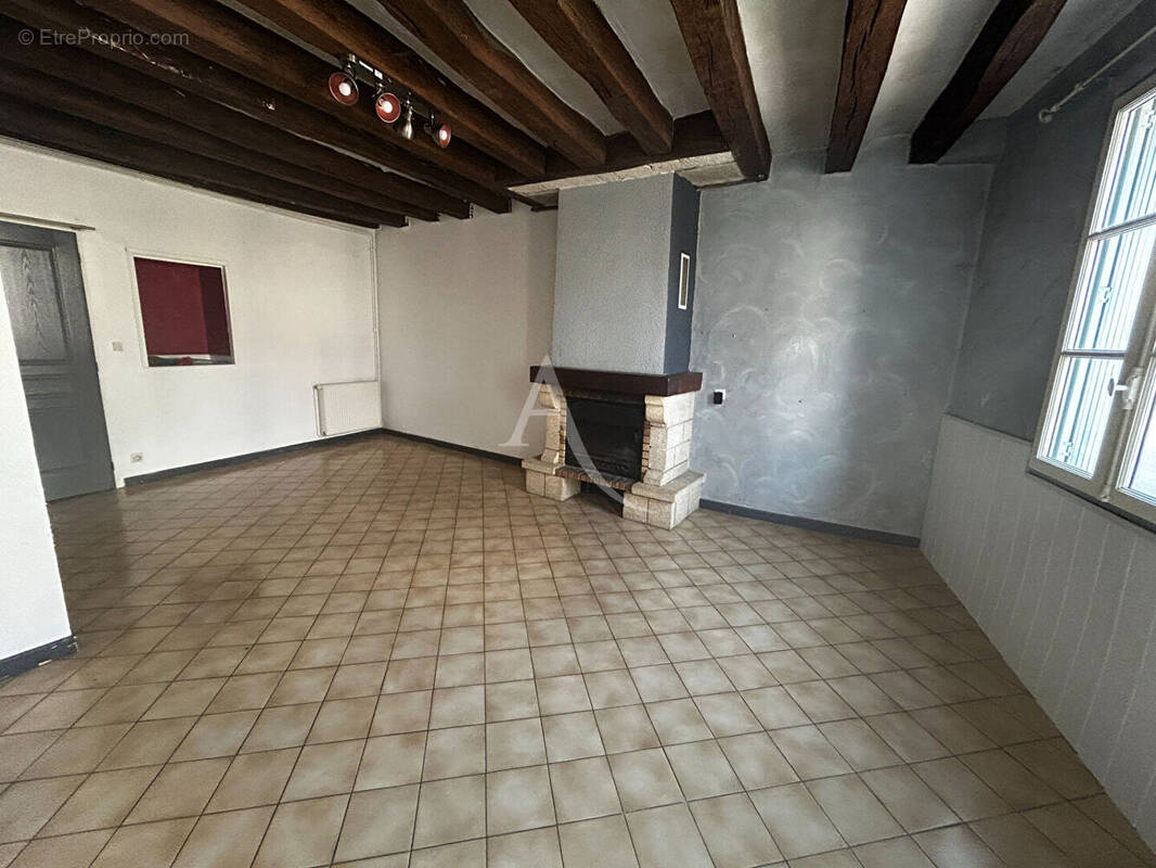 Maison à PONTLEVOY