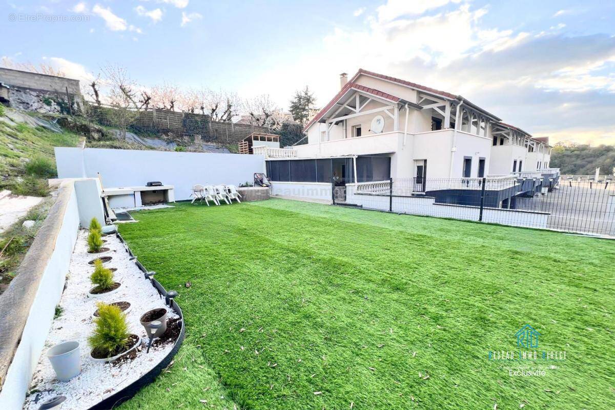 Maison à SAINT-JEAN-DE-MOIRANS