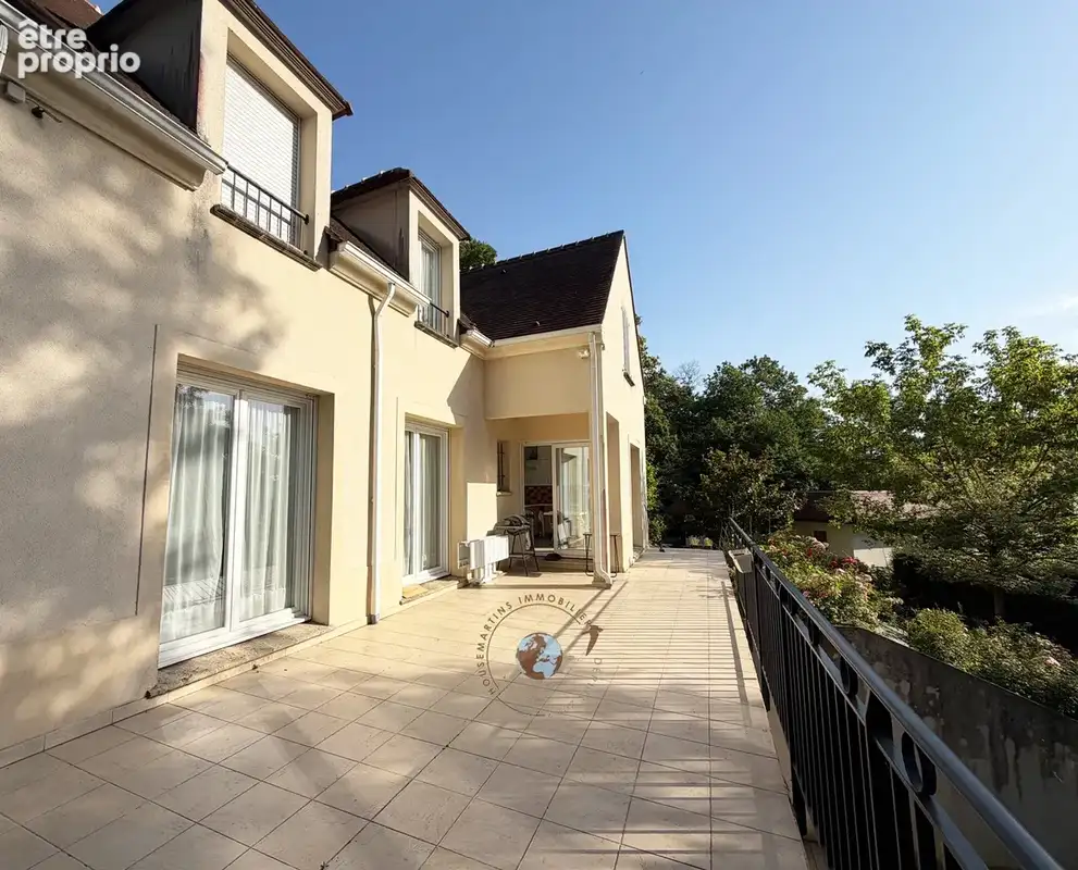 Photo Maison à Bievres au prix de 1 290 000€