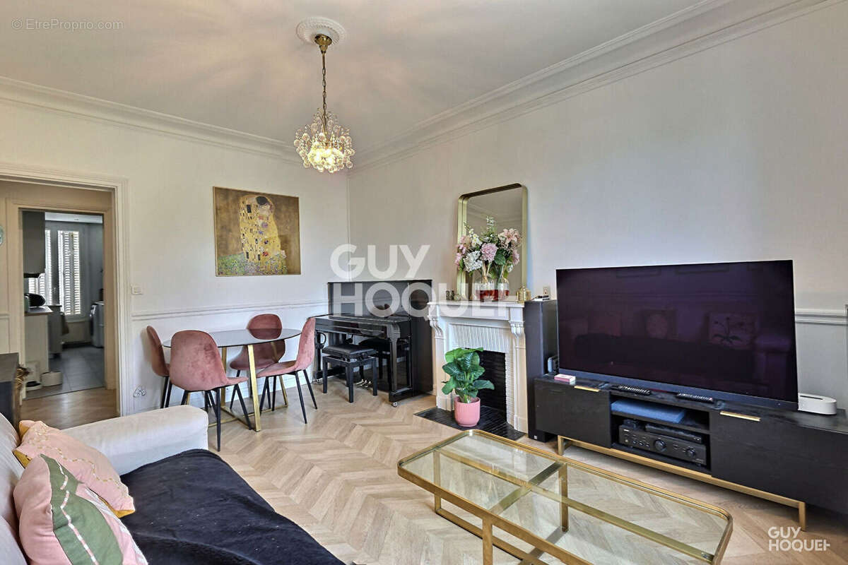 Appartement à MAISONS-ALFORT