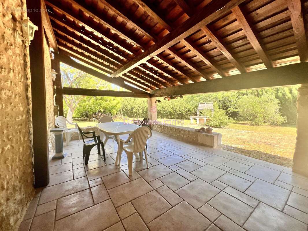 Maison à SAINT-MARTIN-DE-RIBERAC