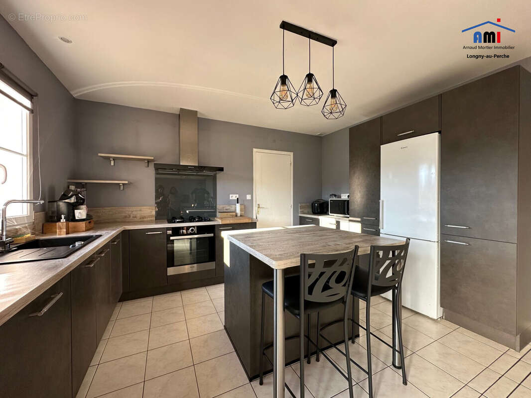 Maison à LONGNY-AU-PERCHE