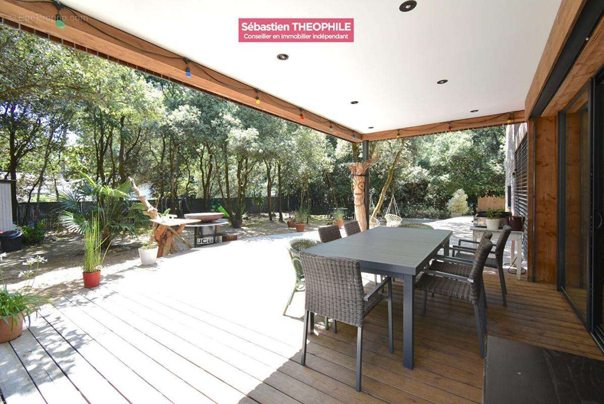 Maison à SAINT-HILAIRE-DE-RIEZ