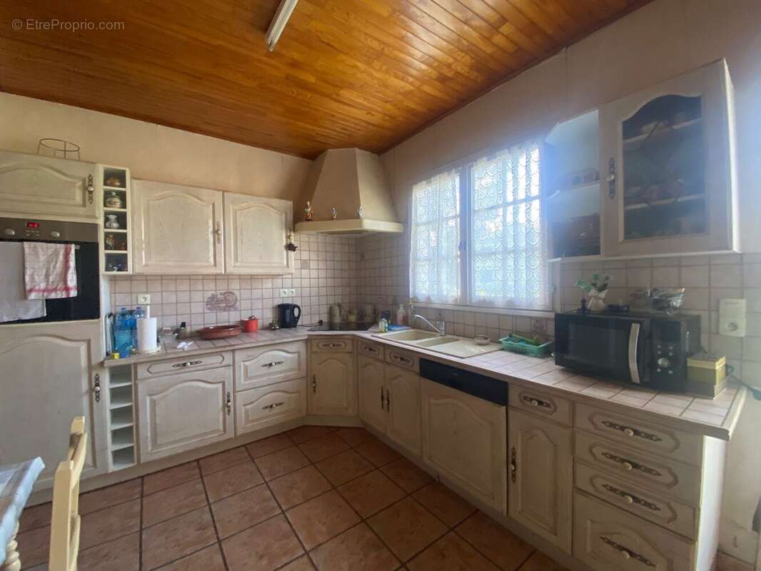 Maison à ARES