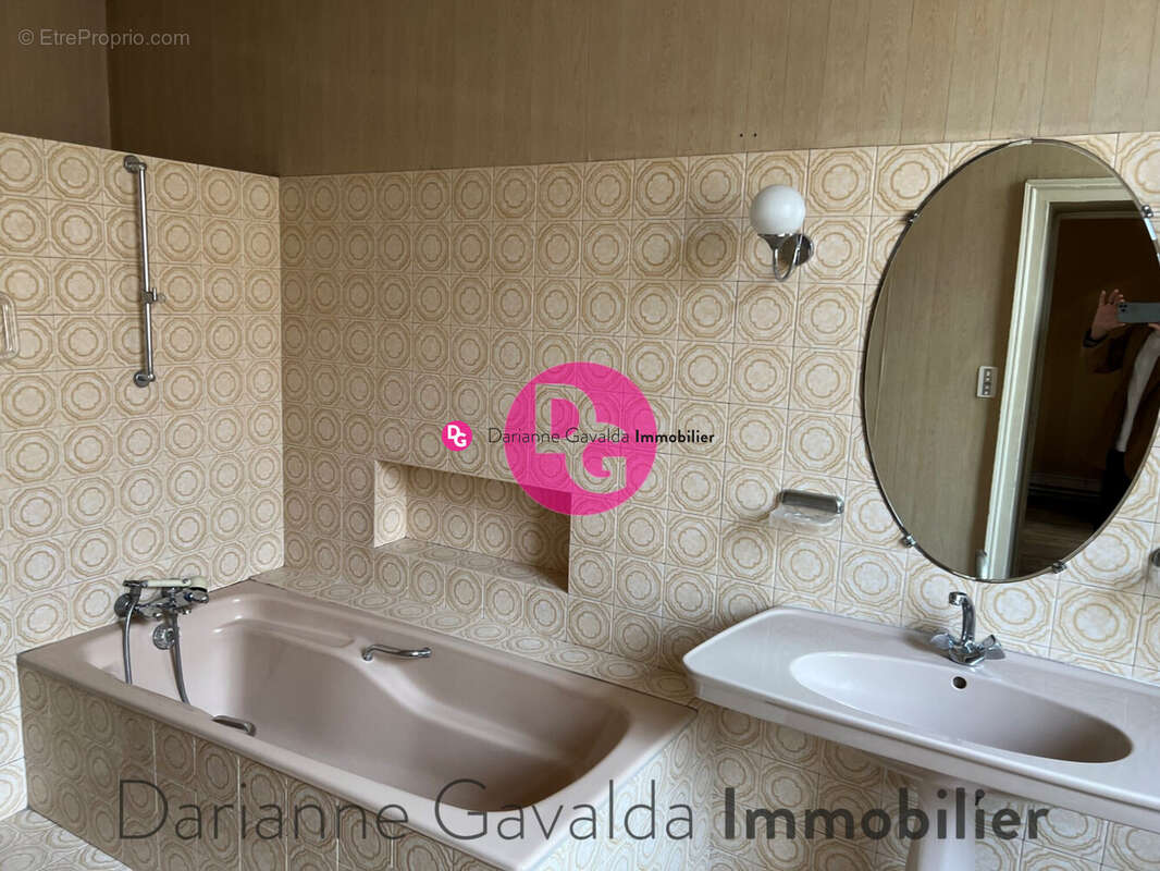 Appartement à DECAZEVILLE