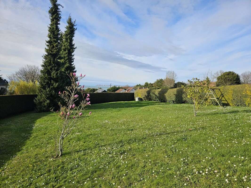 Maison à VILLERVILLE