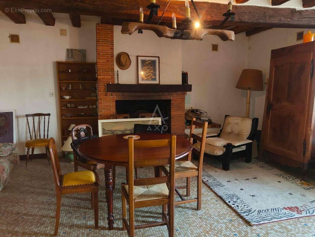 Maison à MORANNES