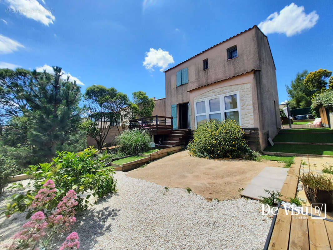 Maison à COURNONSEC