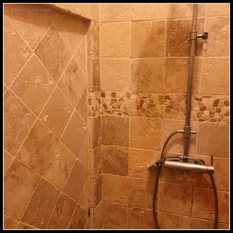 Dpt Var (83), à vendre FREJUS appartement T1 de 31,45 m² - photo 8