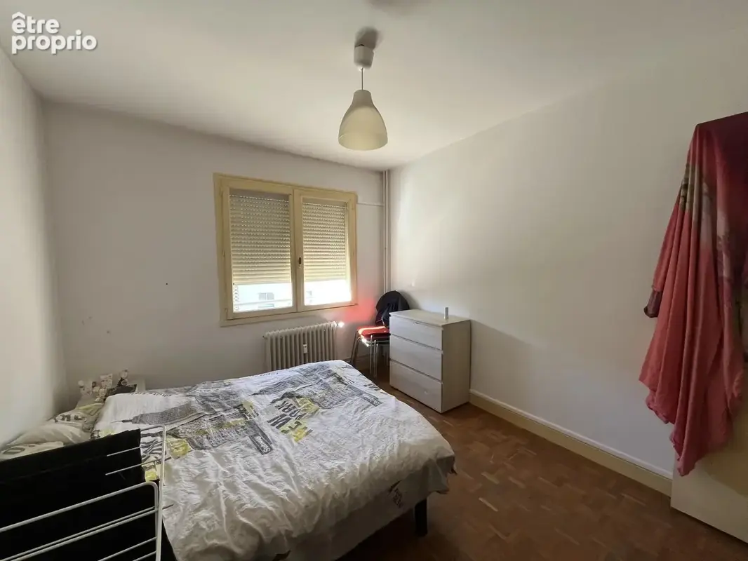 VALENCE – Appartement T3 loué avec balcon et cave - photo 5