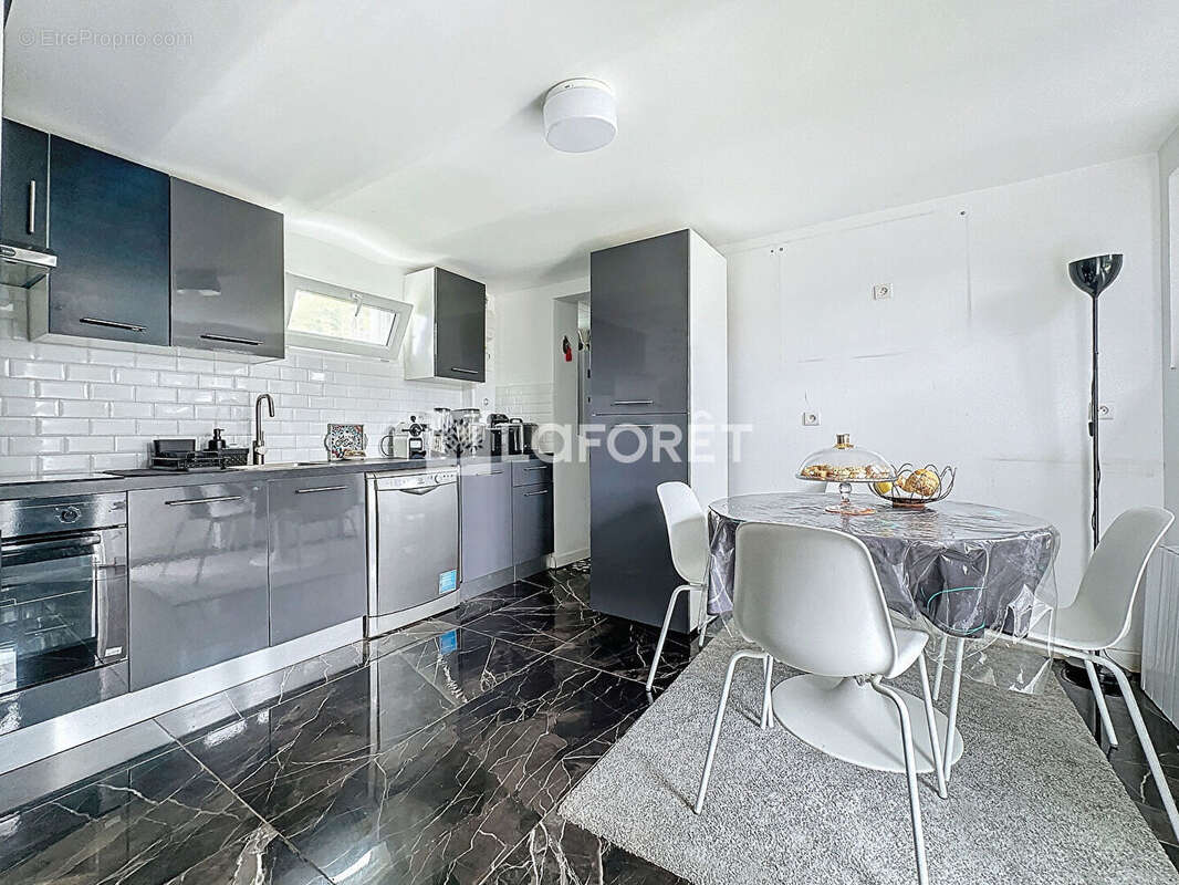 Maison à CHAMPIGNY-SUR-MARNE