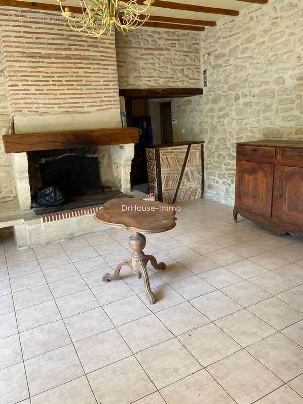 Maison à LAMOTHE-LANDERRON