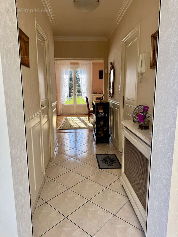 Maison à FERRIERES-EN-GATINAIS