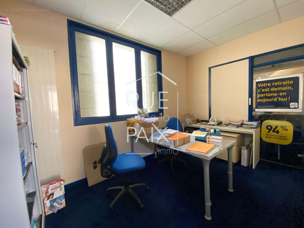 CENTRE-VILLE LOUDUN, Local commercial 163 m² - photo 7