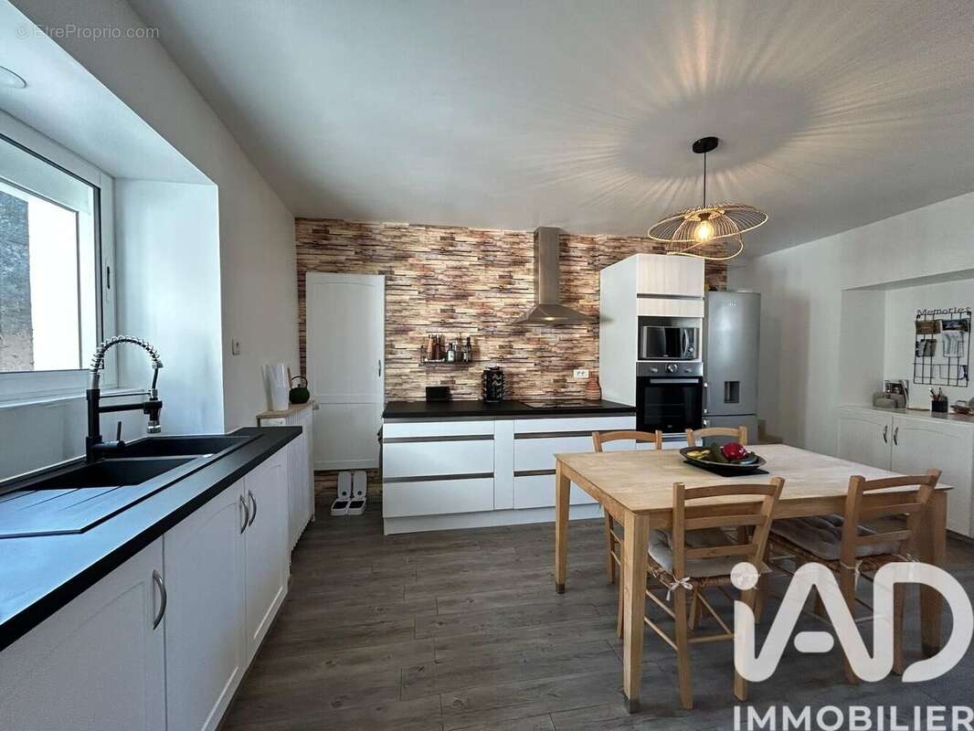 Photo 2 - Maison à DENEE