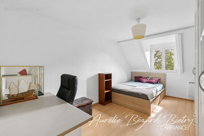 Maison à VAUCRESSON